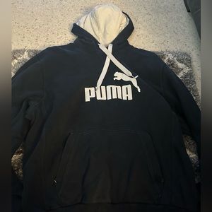 Puma black with white letter men’s medium